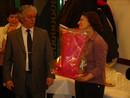 Mme Dulieu et son cadeau